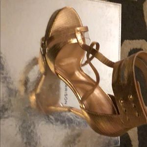 Sigerson Morrison dress sandal ginger gold 9M